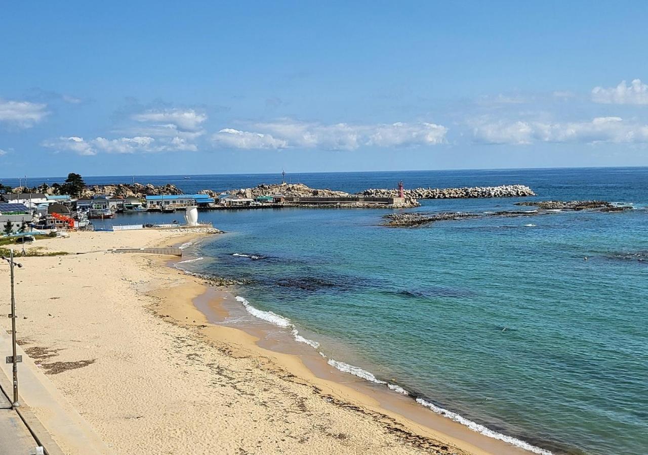 Вілла Seaside Minbak Косон Екстер'єр фото