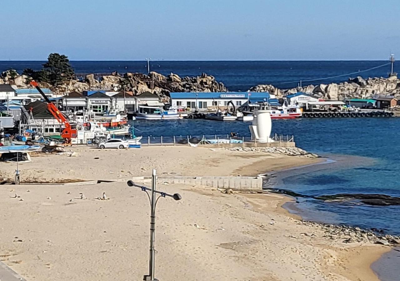 Вілла Seaside Minbak Косон Екстер'єр фото